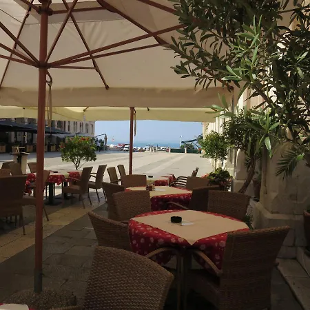 Split City Cosy Apartment *