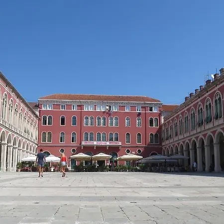 Bene 21 * 斯普利特